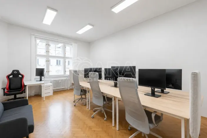 Pronájem kanceláře, Praha - Nové Město, Vodičkova, 202 m2