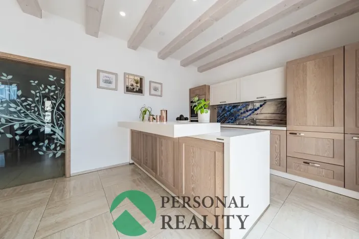 Prodej rodinného domu, Háje, 256 m2