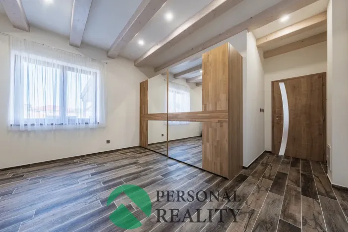 Prodej rodinného domu, Háje, 256 m2