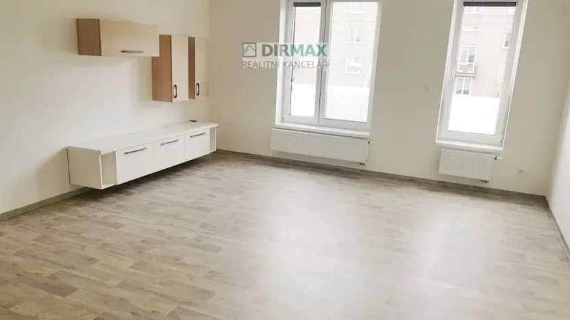 Pronájem bytu 1+kk, Plzeň - Lobzy, Koterovská, 43 m2