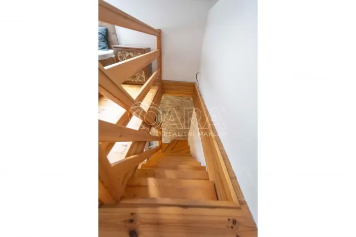 Prodej rodinného domu, Hostín, 204 m2