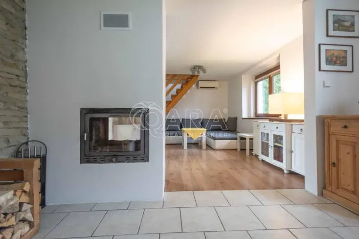 Prodej rodinného domu, Hostín, 204 m2