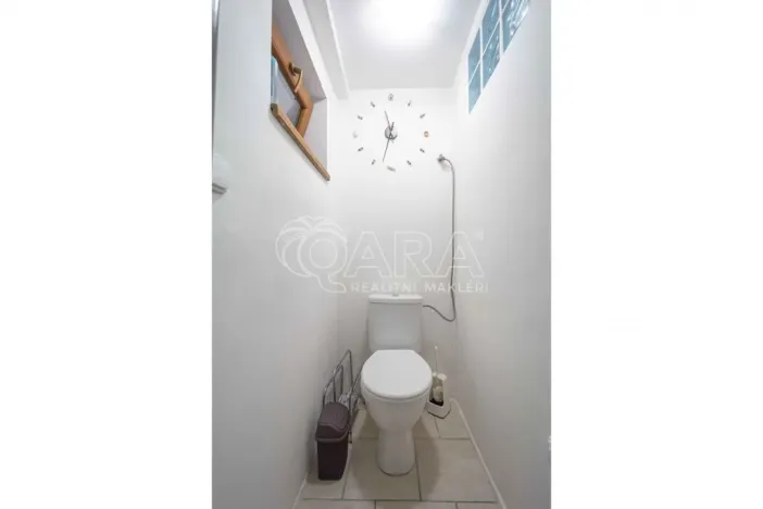 Prodej rodinného domu, Hostín, 204 m2