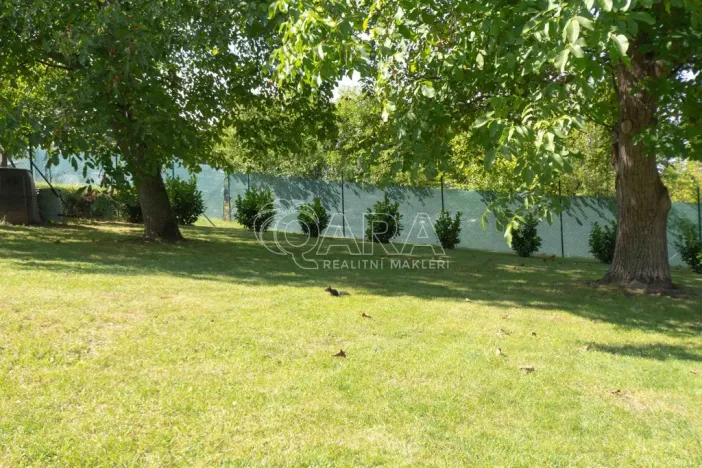 Prodej rodinného domu, Hostín, 204 m2