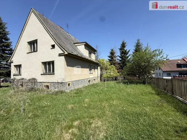 Prodej rodinného domu, Výrov - Hadačka, 280 m2