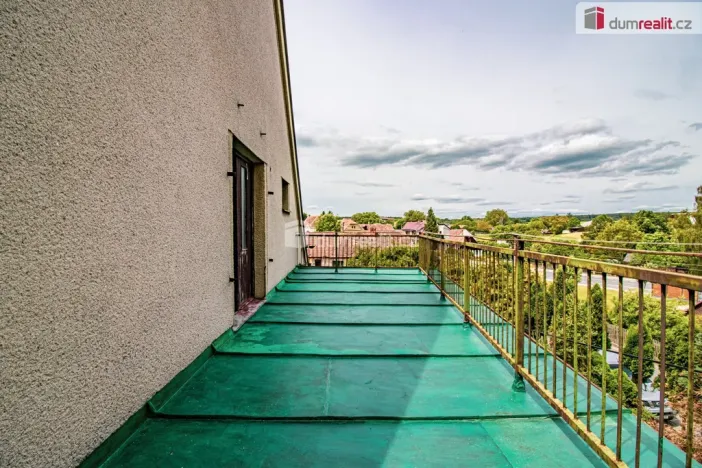 Prodej rodinného domu, Výrov - Hadačka, 280 m2