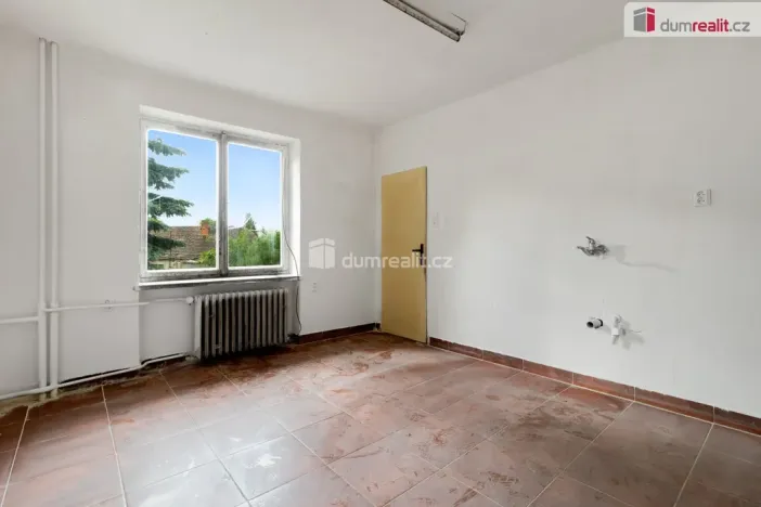 Prodej rodinného domu, Výrov - Hadačka, 280 m2