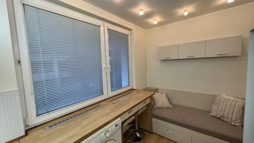 Pronájem bytu 1+1, Zlín, Větrná, 34 m2