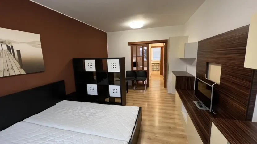 Pronájem bytu 1+1, Zlín, Větrná, 34 m2