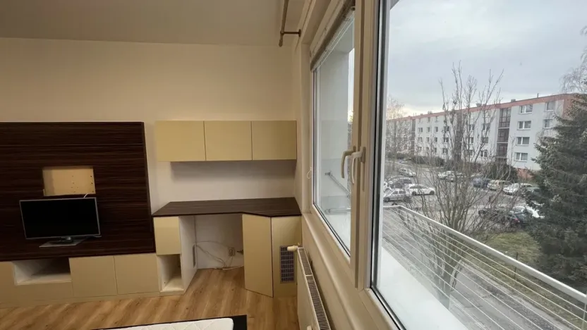 Pronájem bytu 1+1, Zlín, Větrná, 34 m2