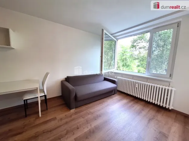 Pronájem bytu 2+kk, Praha - Bohnice, Čimická, 35 m2
