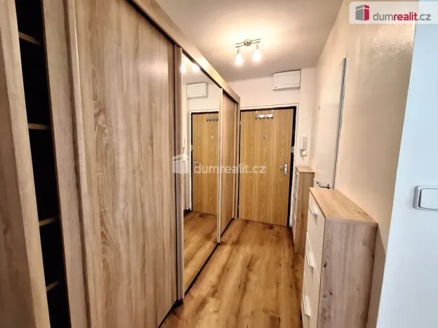 Pronájem bytu 2+kk, Praha - Bohnice, Čimická, 35 m2