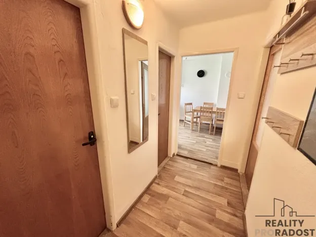 Prodej bytu 2+1, Sklené, 49 m2
