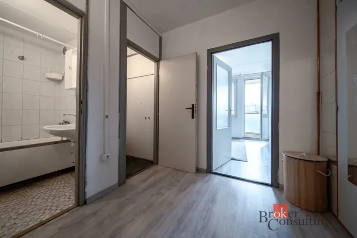 Prodej bytu 2+kk, Praha - Troja, Lešenská, 31 m2