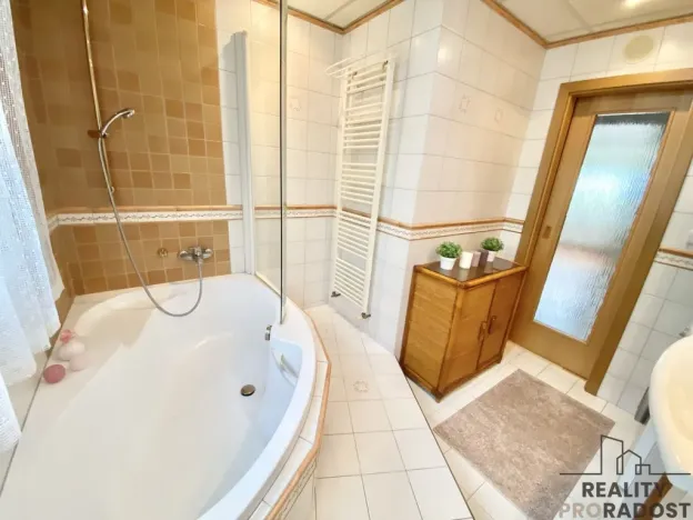 Pronájem bytu 2+1, Olomouc, Polívkova, 53 m2