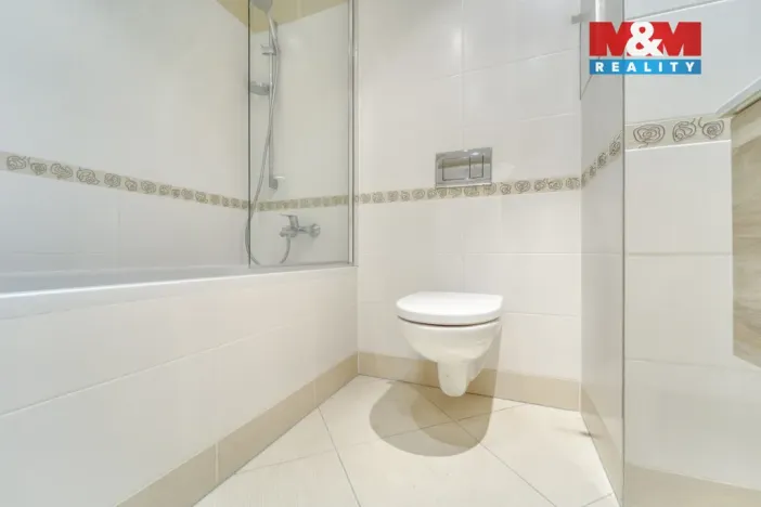Prodej bytu 2+kk, Praha - Holešovice, V háji, 61 m2