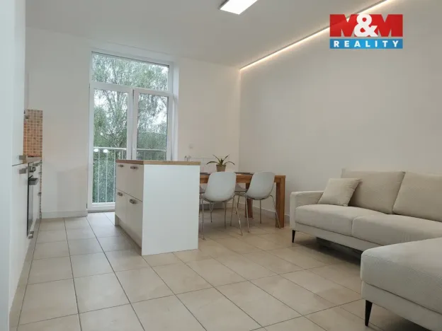 Prodej bytu 3+kk, Janovice nad Úhlavou, Rozvojová zóna, 77 m2