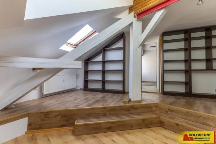 Pronájem bytu 2+1, Znojmo, Alšova, 64 m2