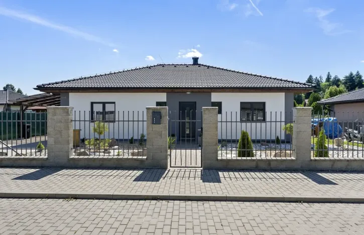 Prodej rodinného domu, Mukařov, K Památníku, 107 m2