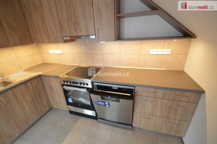 Pronájem bytu 3+kk, Podolanka, U Pejřavky, 87 m2