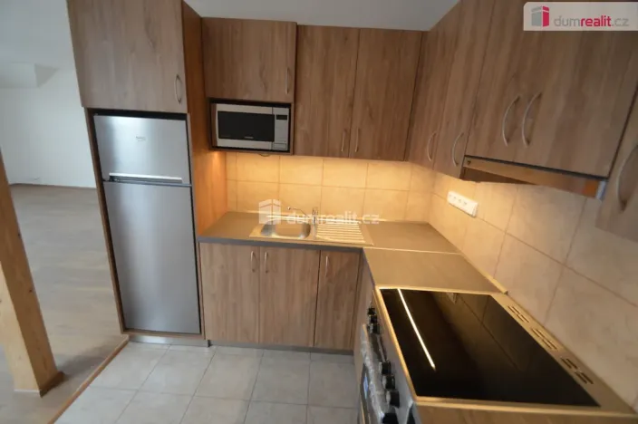 Pronájem bytu 3+kk, Podolanka, U Pejřavky, 87 m2