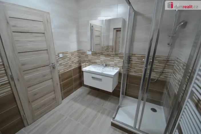Pronájem bytu 3+kk, Podolanka, U Pejřavky, 87 m2