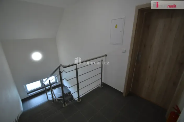 Pronájem bytu 3+kk, Podolanka, U Pejřavky, 87 m2