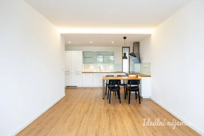 Pronájem bytu 3+kk, Praha - Braník, Věkova, 65 m2