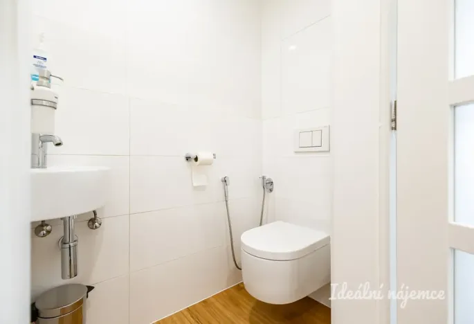 Pronájem bytu 3+kk, Praha - Braník, Věkova, 65 m2