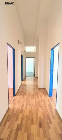 Pronájem kanceláře, Praha - Kobylisy, Horňátecká, 17 m2