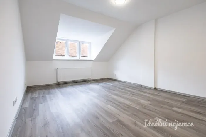 Pronájem bytu 2+1, Praha - Braník, Nad přívozem, 52 m2