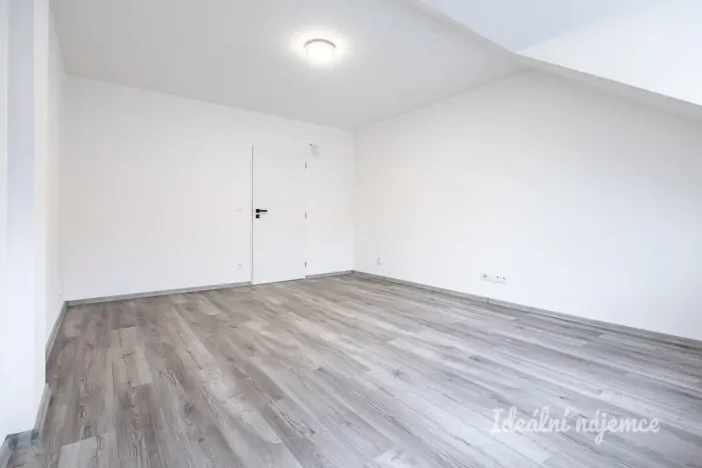 Pronájem bytu 2+1, Praha - Braník, Nad přívozem, 52 m2