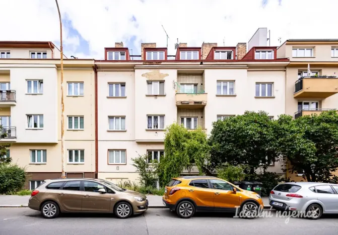 Pronájem bytu 2+1, Praha - Braník, Nad přívozem, 52 m2