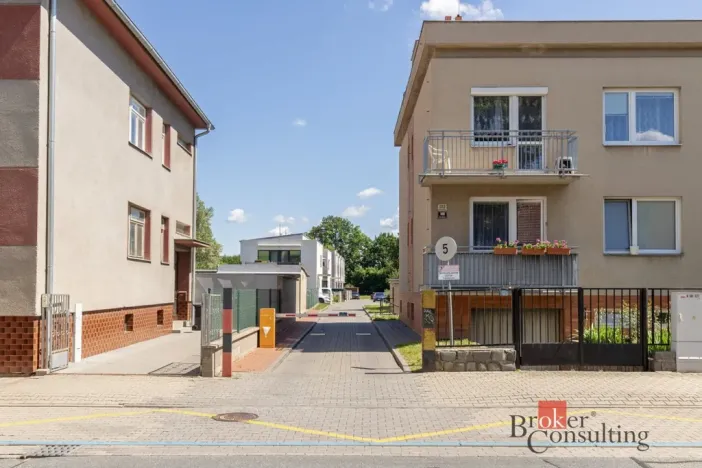 Pronájem bytu 1+kk, Brno - Jundrov, Veslařská, 27 m2