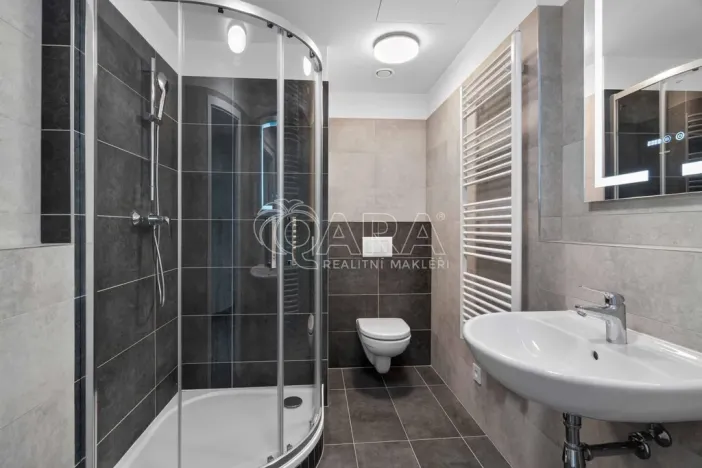 Pronájem bytu 1+kk, Praha - Hostivař, U továren, 31 m2