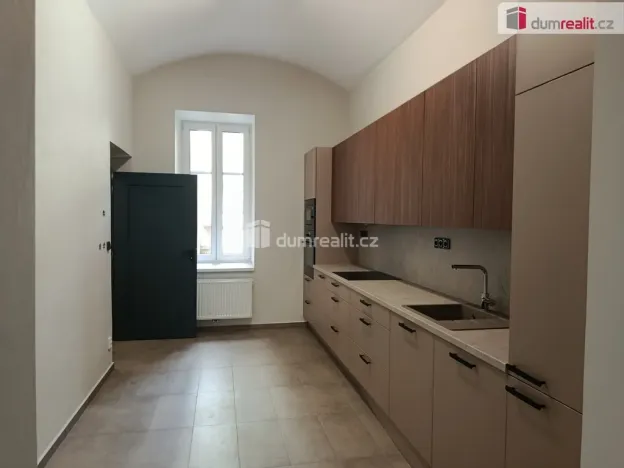 Pronájem bytu 1+1, Praha - Smíchov, Svornosti, 36 m2