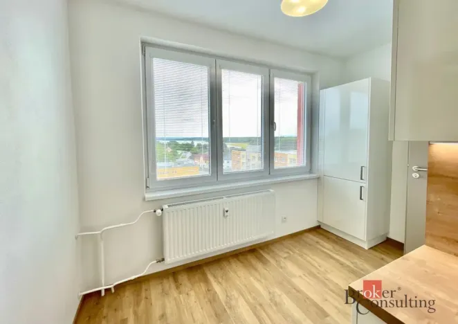 Pronájem bytu 1+1, Zliv, Školní, 43 m2