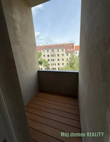 Pronájem bytu 2+kk, Praha - Podolí, Vodárenská, 55 m2