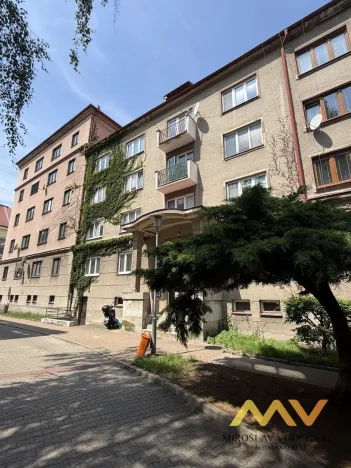 Pronájem bytu 2+1, Hradec Králové, Na Střezině, 55 m2