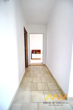Pronájem bytu 2+1, Hradec Králové, Na Střezině, 55 m2