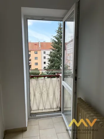 Pronájem bytu 2+1, Hradec Králové, Na Střezině, 55 m2