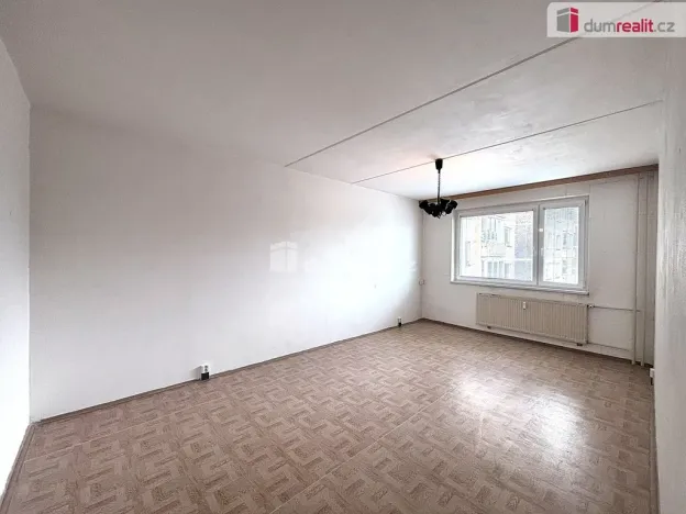 Prodej bytu 2+1, Sokolov, Spartakiádní, 60 m2