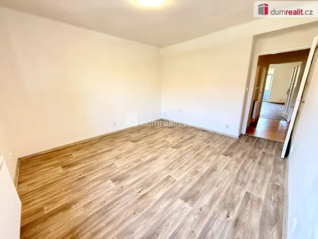Pronájem bytu 2+1, Praha - Bubeneč, Ve struhách, 67 m2