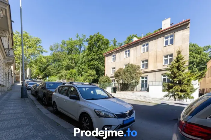 Pronájem bytu 1+1, Praha - Smíchov, Bieblova, 42 m2