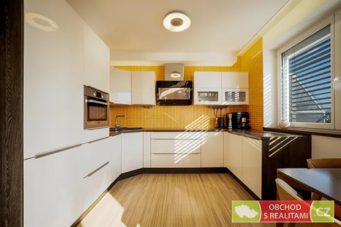 Prodej bytu 2+kk, Praha - Horní Počernice, Studnická, 73 m2