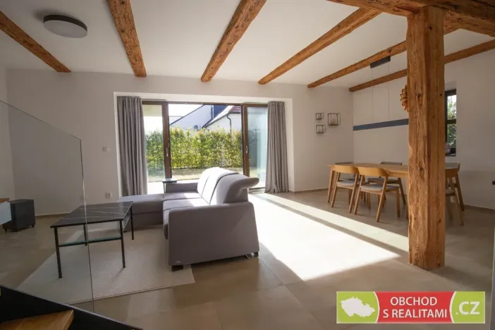 Pronájem rodinného domu, Dubany, 165 m2