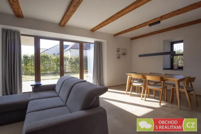 Pronájem rodinného domu, Dubany, 165 m2