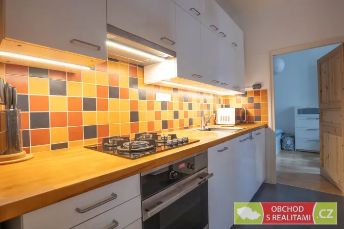 Prodej bytu 2+kk, Praha - Holešovice, U Uranie, 40 m2