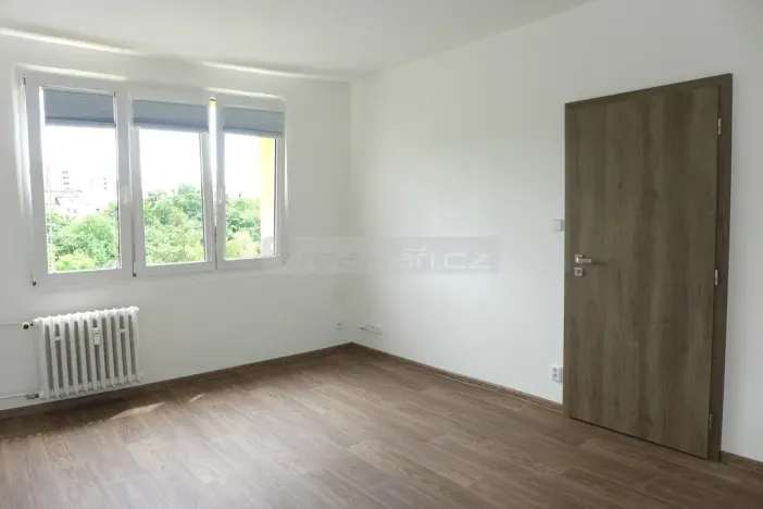Pronájem bytu 1+1, Plzeň - Skvrňany, Vejprnická, 35 m2