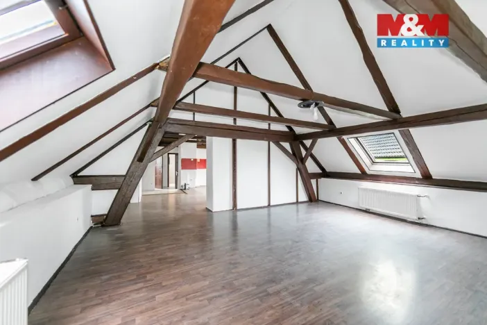 Prodej činžovního domu, Holýšov, náměstí 5. května, 230 m2